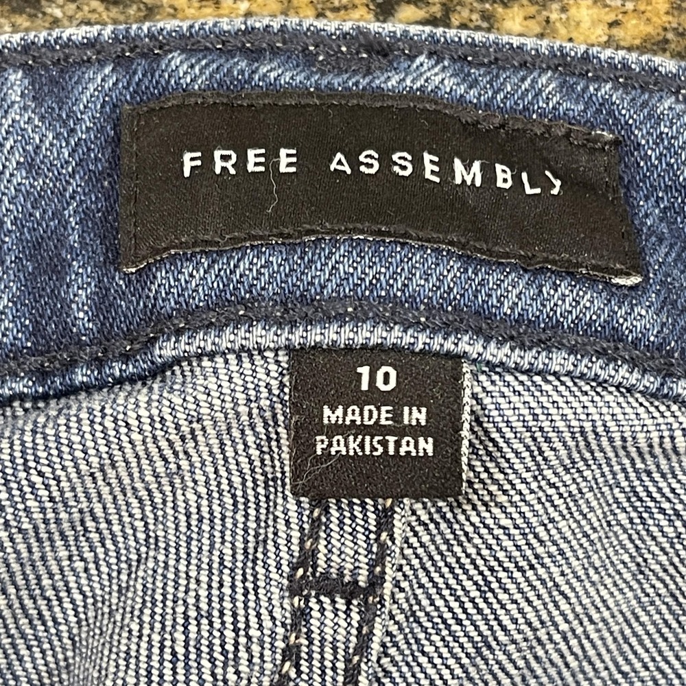 Free Assembly Jeans Womens 10 Blue Super High Rise Wide Leg Front Patch Pockets - Picture 15 of 16
